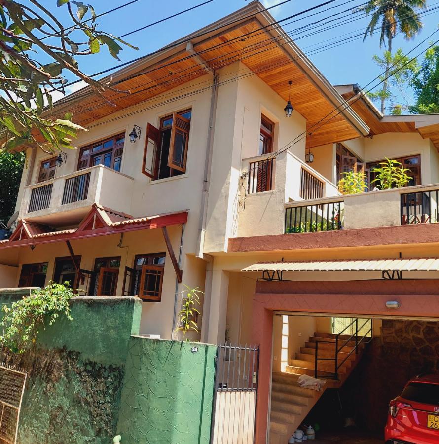 Golden Villa Kandy - "Free Pickup From Kandy " Exteriér fotografie